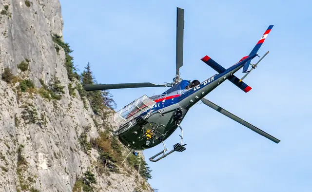 Eine deutsche Schulklasse, die am Montag im Riegeltal bei Jerzens aufgrund eines Gewitters in eine alpine Notlage geriet, musste per Polizeihubschrauber geborgen werden. (Symbolbild) | Foto: zeitungsfoto.at