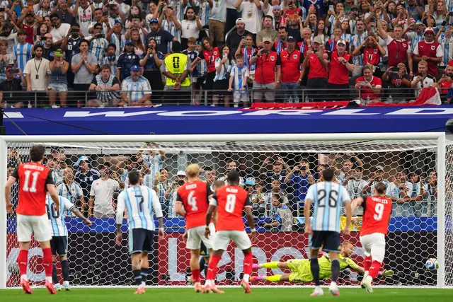 Mit dem 2:0 gegen Österreich sicherte sich Argentinien vorzeitig den Sieg in Gruppe J. Für Jordanien ist die WM nach der Niederlage gegen Algerien beendet. | Foto: APA-Images / AP / Julio Cortez