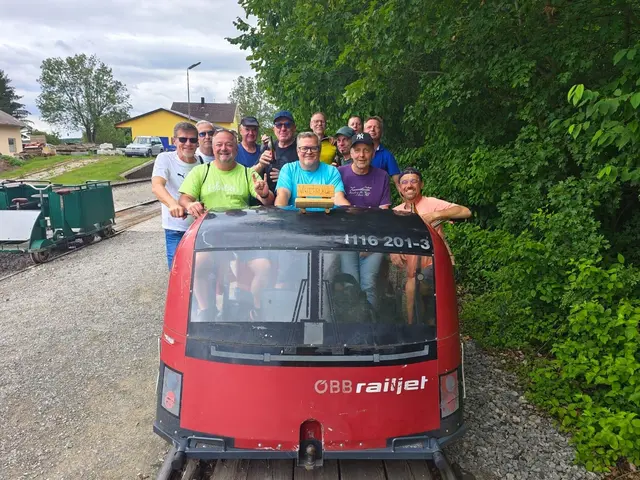 Zum "Zwanziger" nahmen die Leobendorfer ordentlich Fahrt auf.  | Foto: Väterrunde