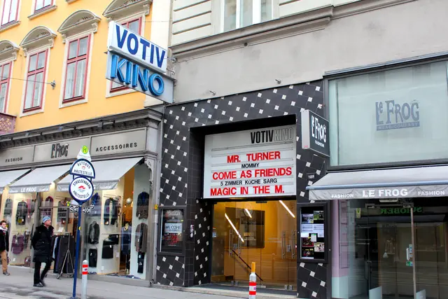 Das Votiv Kino bietet aktuell Kaffee um 1,20 Euro. | Foto: Ulrike Kozeschnik-Schlick/ MeinBezirk