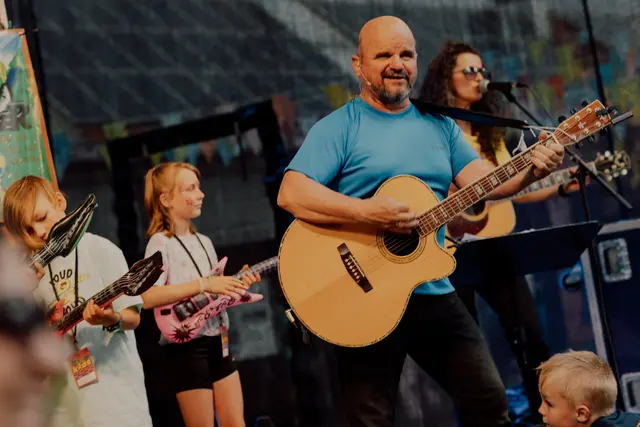 Die Band "Bluatschink" spielte beim "Picture on Kids". | Foto: Jennifer Vass