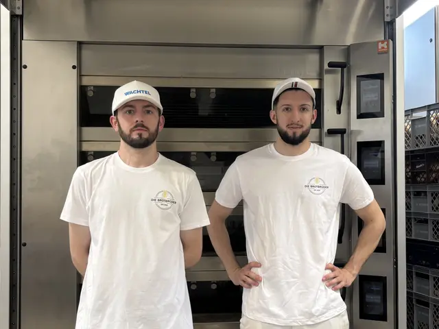 Thomas und Philip Unger führen seit Juni 2026 ihre eigene Bäckerei in Pamhagen. | Foto: Dorottya Fejes/MeinBezirk