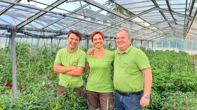 Florian, Uschi und Leopold Spitzbart betreiben die Gärtnerei bereits in der sechsten Generation. | Foto: Gärtnerei Spitzbart