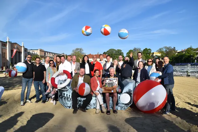 100 Jahre Strandbad Baden: Die Saison ist eröffnet. | Foto: Mirjam Preineder
