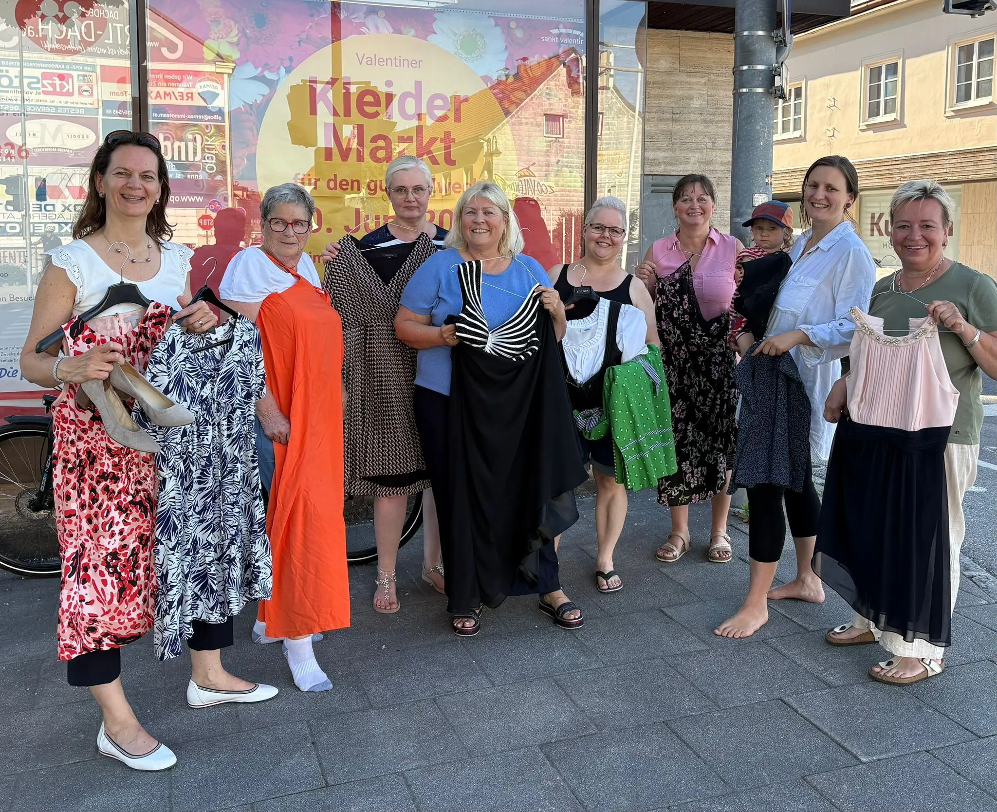 SPÖ Women Help: St. Valentin Clothing Market Raises 620 Euros for Women in ...