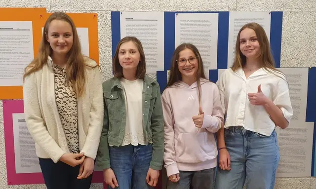 Von links: Johanna Huber, Charlotte Wurm, Enya Seifried und Anika Pum. | Foto: BG/BRG Freistadt
