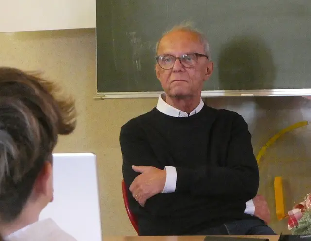 An 23 Schulen konnte der Verein Lila Winkel in diesem Schuljahr im Bezirk Weiz Zeitzeugengespräche und Vorträge durchführen.  | Foto: Verein Lila Winkel