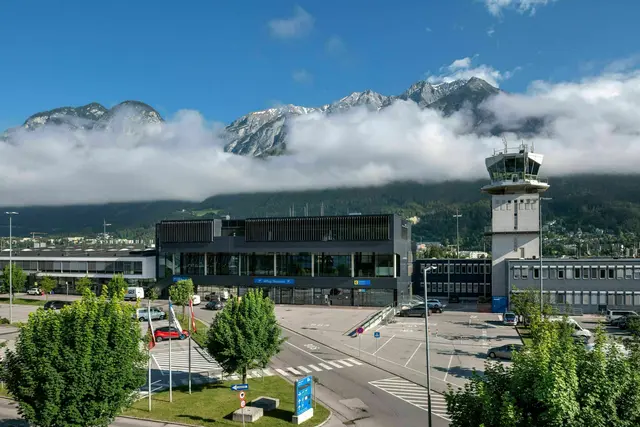 Nach einer Bombendrohung war der Innsbrucker Flughafen gesperrt. (Archivbild) | Foto: Flughafen Innsbruck