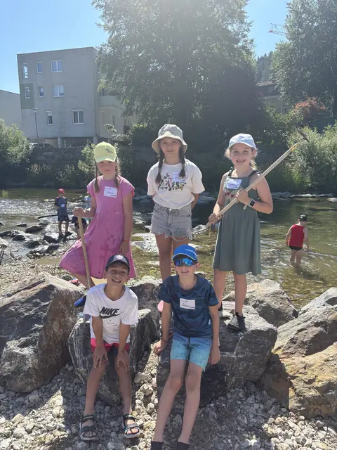 Die Kinder der Volksschule Rabenstein freuen sich schon auf die großen Ferien.  | Foto: Martina Schweller