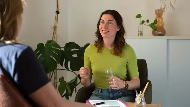 Lieblingsesser-Diätologin Lena Gießwein bietet Unterstützung für Eltern rund um Picky Eating, Essverhalten und Kinderernährung.