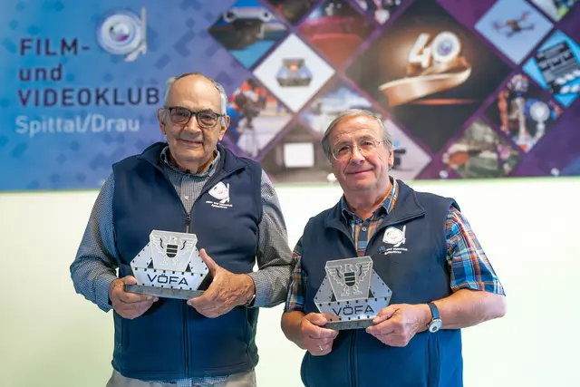 v.l.: Robert Leitenberger und Obmann Franz Wieser erzielten bei der österreichischen Staatsmeisterschaft der nicht kommerziellen Filmautoren Österreichs beachtlichen Erfolg. | Foto: Film- und Videoklub Spittal