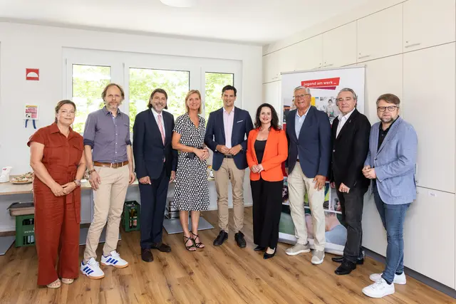 Die Freude bei der offiziellen Eröffnungsfeier war groß.