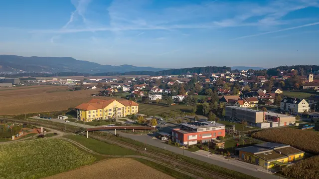 Die Gemeinde St. Johann prägen derzeit zahlreiche Infrastrukturprojekte, Wohnbauvorhaben und Investitionen in den Hochwasserschutz die Entwicklung der Gemeinde. | Foto: Christoph Schlacher