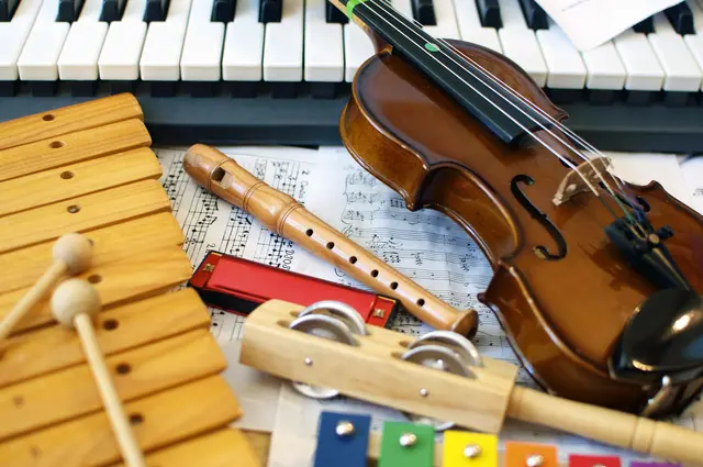 Beim Instrumentenkarussell in St. Stefan im Rosental können Kinder die verschiedenen Musikinstrumente kennenlernen und ausprobieren.