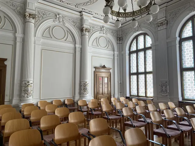Der Festsaal wird für unterschiedliche Veranstaltungen genutzt. Im Juli und August wird er zur Coolen Zone.  | Foto: Rieger/RMW
