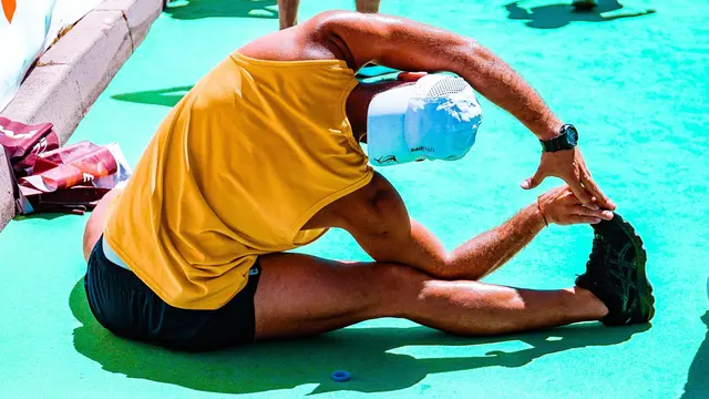 Egal, wie heiß es ist, das Aufwärmen vor dem Sport ist unverzichtbar auch im Sommer. | Foto: pexels / RUN 4 FFWPU
