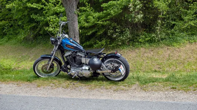 Ein 57-jähriger Motorradfahrer erlitt bei dem Unfall schwere Verletzungen. (Symbolbild) | Foto: pexels / Eleonora Vokuev