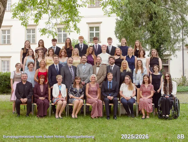 Europagymnasium Maturafoto 8B | Foto: GMR Fotografen GmbH