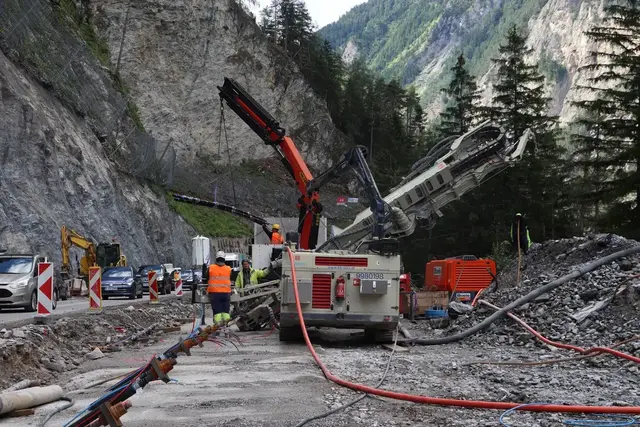 Am Samstag, den 27., und Sonntag, den 28. Juni, wird der Verkehr auf der B 180 Reschenstraße im Bereich der Kanzelgalerie jeweils von 8 bis 17 Uhr einspurig geführt.  | Foto: Seelos