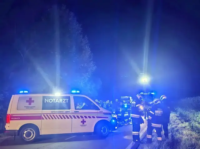 Nach der Erstversorgung wurden die Frau ins LKH Feldbach und der Mann ins LKH Graz gebracht.
