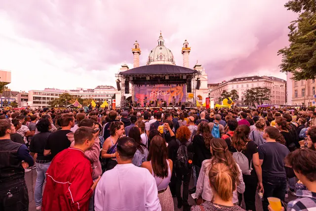 Vier Tage lang wird der Karlsplatz zur Partyzone. | Foto: Franz Reiterer