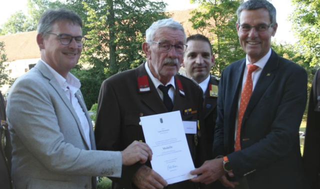 Zahlreiche Mitglieder wurden beim Abschnittstag ausgezeichnet. | Foto: Kloiber