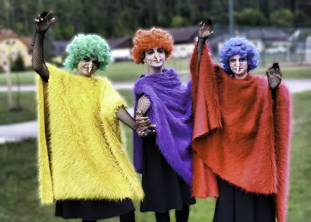 Die drei Hexen: Rebeca Lintu, Sarah Lintu und Anastasia Steinbacher | Foto: Markus Achleitner