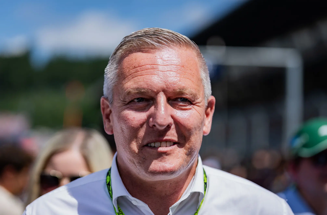 Landeshauptmann Mario Kunasek freut sich über die Besetzung der Bezirkshauptfrau mit Sarah Kastner. | Foto: GEPA-Pictures
