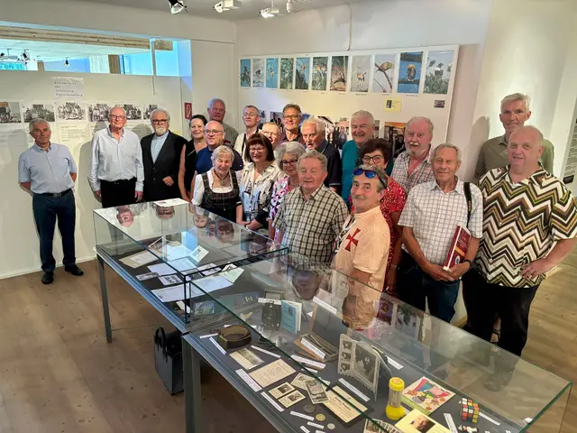 Beinahe jede einzelne Person der Vereinsmitglieder hat seinen Teil an der ausstellung im Horner Museum beigetragen. | Foto: Markus Kahrer