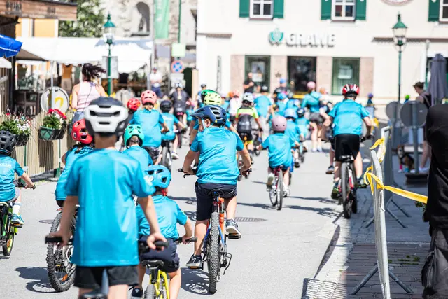 Während der 75. Tour of Austria findet heuer der Lidl Kids Cup 2026 für die kleinen Rennradfahrerinnen und -fahrer. (Archiv) | Foto: Lidl Kids Cup/Peter Maurer