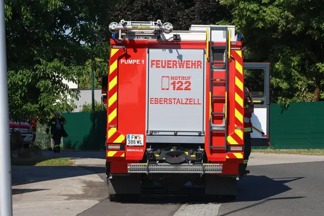 In der Tischlerei Tanner in Eberstalzell wurde Brandalarm ausgelöst: Eine Absauganlage hatte Feuer gefanten. | Foto: laumat.at