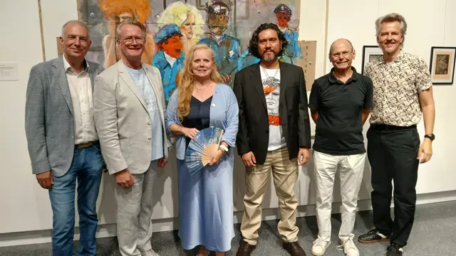 Bei der Vernissage im Kunsthaus Weiz vor Ort waren: Johann König, Hermann Mauritsch, Vizebgm. Monika Langs, Evelio Moreno, Oswin Donnerer und Georg Gratzer (v.l.) | Foto: Josef Hofmüller