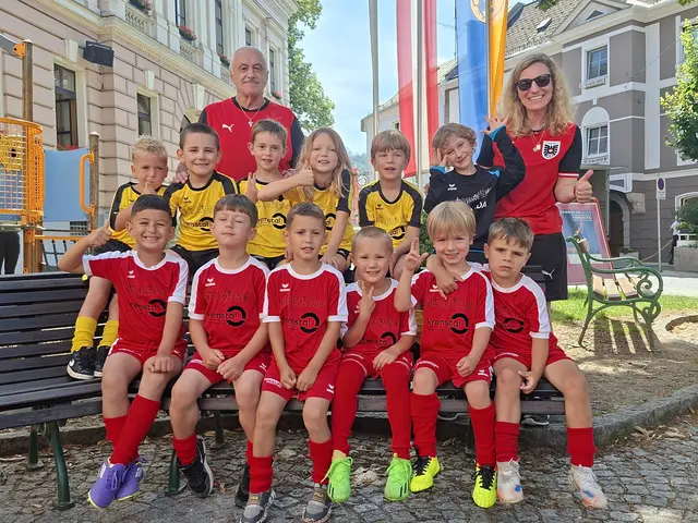 Durch vielfältige Übungen werden wichtige Kompetenzen gefördert.  | Foto: Kindergarten Hellerwiese