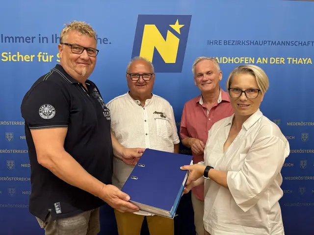 Übergabe an die Gemeinde Waidhofen-Land | Foto: Daniel Schmidt