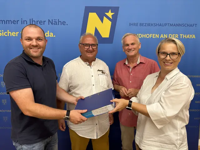 Übergabe an die Gemeinde Kautzen | Foto: Daniel Schmidt