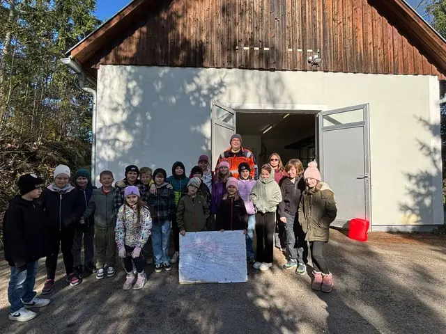 Lernen vor Ort: Die Kinder erhielten Einblicke in Aufgaben und Abläufe der Gemeinde Groß Gerungs. | Foto: VS Groß Gerungs