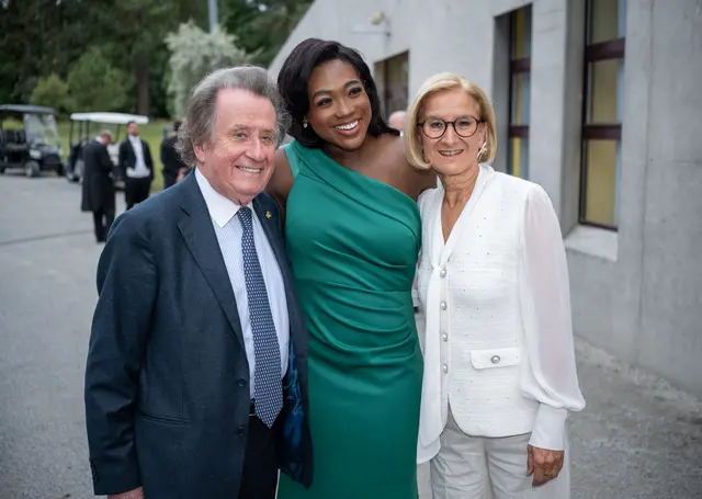 Landeshauptfrau Johanna Mikl-Leitner gemeinsam mit der international gefeierten Sopranistin Angel Blue und dem renommierten Pianisten Rudolf Buchbinder freuen sich auf den Kultursommer Niederösterreich 2026. | Foto: NLK Khittl
