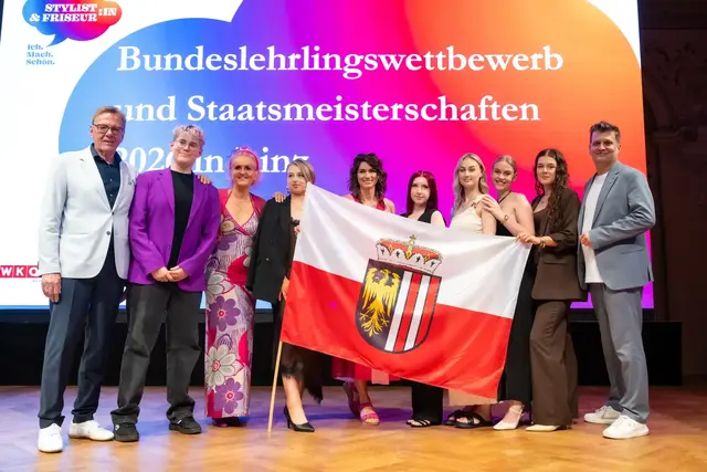 Team Oberösterreich beim Friseure-Galaabend. | Foto: Röbl