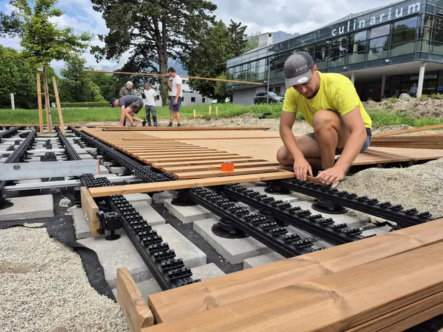 Bei der Montage | Foto: tirol kliniken