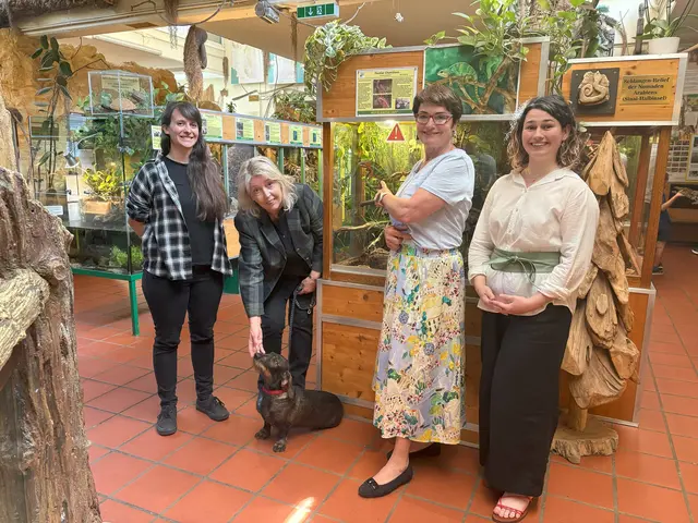 Daniela Ranftler, Helga Happ, LR.in Beate Prettner und Pia Zeiski-Böhm informierten über den verpflichtenden Sachkundenachweis ab 1. Juli dieses Jahres. | Foto: Büro LR.in Prettner