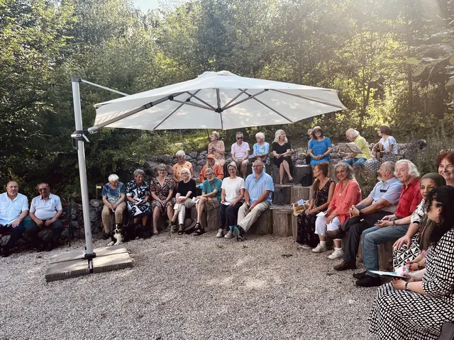 Trotz Hitze vereint für den Frieden: Interreligiöses Treffen in Bad Ischl. | Foto: Pfarre Bad Ischl