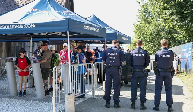 Die Einsatzkräfte haben alles im Griff.