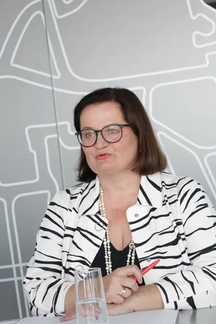 IFN-/Internorm-Miteigentümerin Anette Klinger: "Für den Kunden ist entscheidend, ob er im Lebenszyklus eines Fensters von rund 35 Jahren immer jemanden anrufen kann, der es repariert, der auch noch Ersatzteile verfügbar hat." | Foto: MeinBezirk/Ingo Till