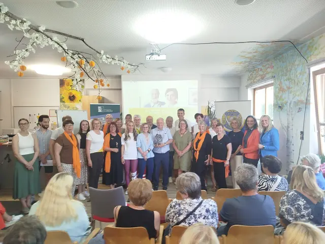 Vertreter der in das LEADER-Projekts „Nicht damit allein! Unterstützung für pflegende Angehörige“ involvierten Organisationen. | Foto: Hilfswerk Salzburg Lungau