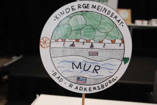 Aleksander Cesarek entwarf das Logo. | Foto: MeinBezirk/Herwig Brucker