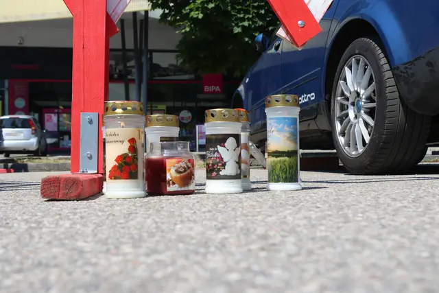 Ein 20-Jähriger kam in Ebensee bei Reparaturarbeiten an einem Auto ums Leben. | Foto: laumat/Matthias Lauber