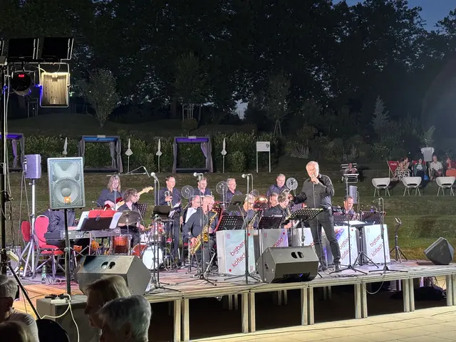 Wenn es Abend wird, läuft die Bigband Köflach zur Höchstform auf. | Foto: MeinBezirk/Harald Almer