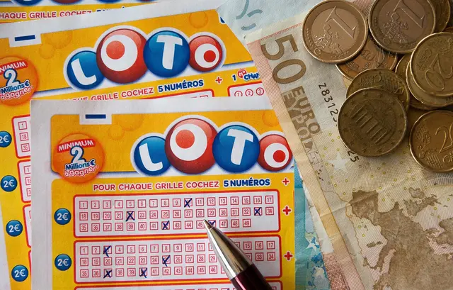 Am Sonntag geht's bei Lotto "6 aus 45" um 1,3 Millionen Euro.  | Foto: pixabay / jackmac34