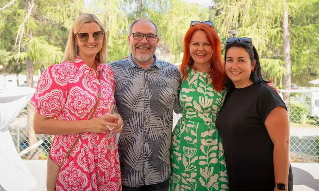 In Festlaune: Bgm. Daniela Kampfl, Natterer See-Chef Georg Giner, Lr Cornelia Hagele und Viktoria Kapferer (Vizebgm. St. Sigmund i.S.) | Foto: VP