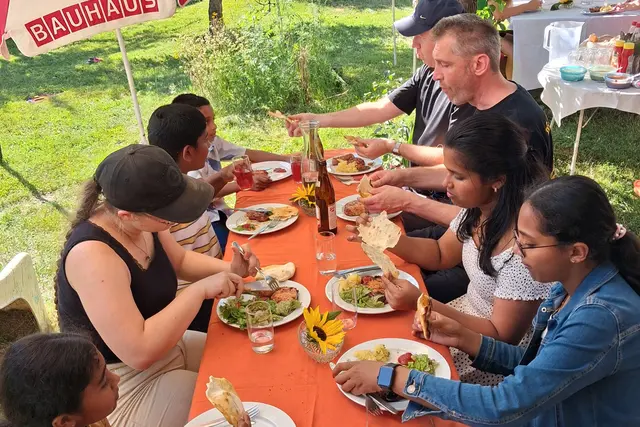 Essen und Trinken halten die "Söl" zusammen